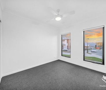 4-Bedroom Home in White Rock Estate, Conveniently Located Near Amen... - Photo 2