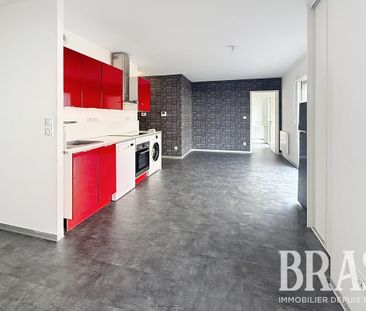 Location Appartement 2 pièces 46m² LES SABLES D OLONNE 85100 - Photo 3