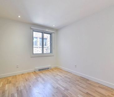 3195 Van Horne Avenue - Photo 4