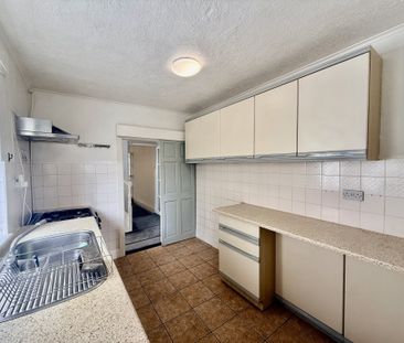 Newcome Road, Portsmouth - Photo 6