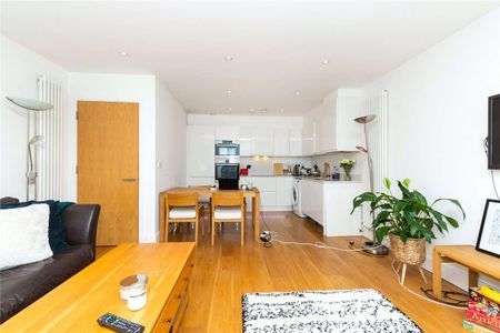 Follis House, 1D Orleston Road, London, N7 8LH - Photo 4