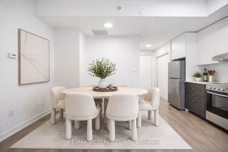 For Lease - 120 Canon Jackson Drive Unit# 311, Toronto, Ontario - Photo 2