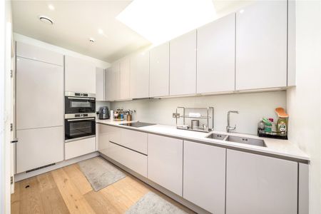 Armstrong Close, Kidbrooke Village, London, SE3 9BT - Photo 2