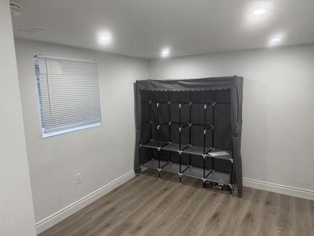 For Lease - 45 Elmvale Crescent Unit# LOWER, Toronto, Ontario - Photo 2