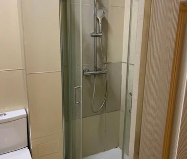 1 Bed Flat, Whipps Cross Road, E11 - Photo 5