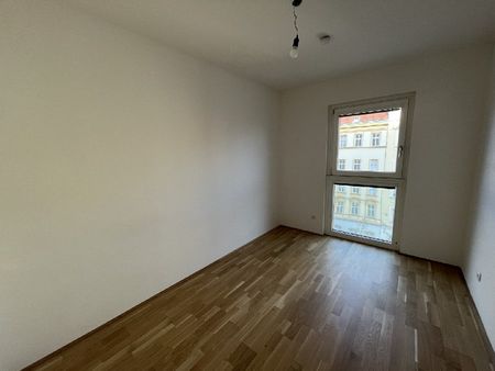 Moderne 4-Zimmer-Wohnung in zentraler Lage - Foto 5