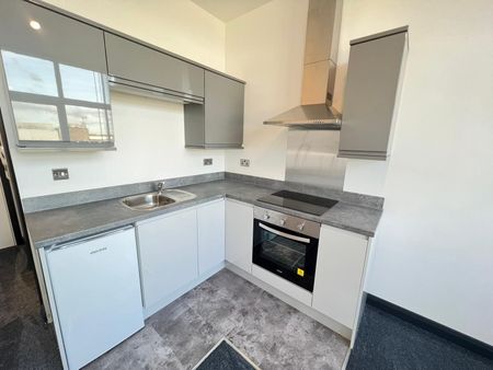 West Road, Harlow - Photo 2