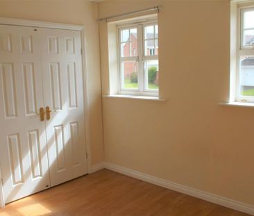 4 bedroom detached house to rent - Photo 5