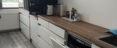 Moderne Gewerbefläche mit 13 Räumen - Komplette Etage - Foto 1