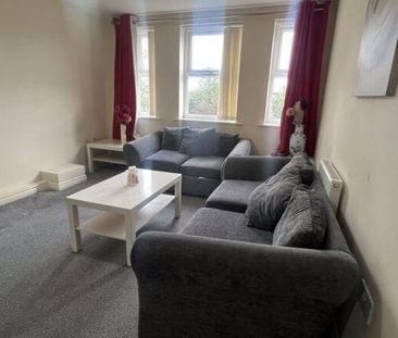 2 bedroom apartment to rent - Photo 2