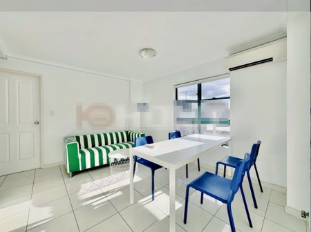 4 bed 2 bath-034 - Photo 2