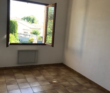 Arles proche centre T2 de 53m² avec mezzanine, - Photo 3