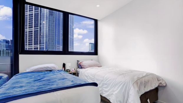 2 Bedroom*LV 10 - Photo 1