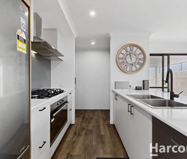 Modern Comfort, Solar Savings, Perfect Location! - Photo 1