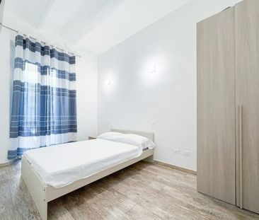 Via del Ponte allAsse, Florence, Tuscany 50144 - Photo 6