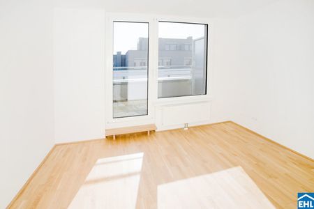 Top Dachgeschoss-Wohnung mit großzügiger Freifläche! - Photo 2