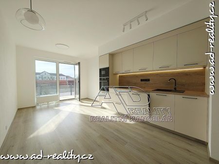 Pronájem bytu 1+kk a garsoniéry 28 m² - Photo 5
