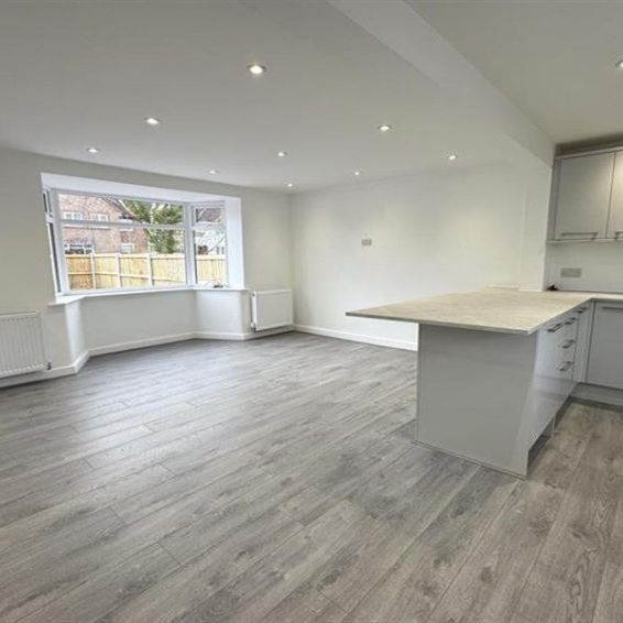 3 Bedroom Semi Detached To Let - Photo 1