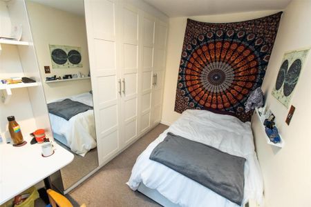 4 bedroom house to rent - Photo 2