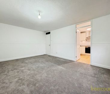 Ross Close, CB11, Saffron Walden - Photo 3