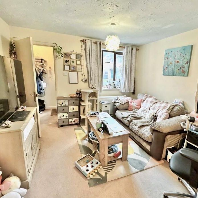 Guests Close, Donnington, Telford, TF2 - Photo 1