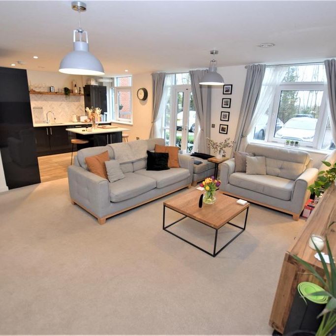 2 bedroom apartment to rent - Photo 1