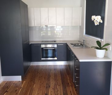 Convenient, Well Sized, Homely - Photo 4
