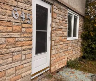 645 Rue Saint-Louis, #1 / #2: 2 Bedroom Apartments (Gatineau) — 1/2 - Photo 1