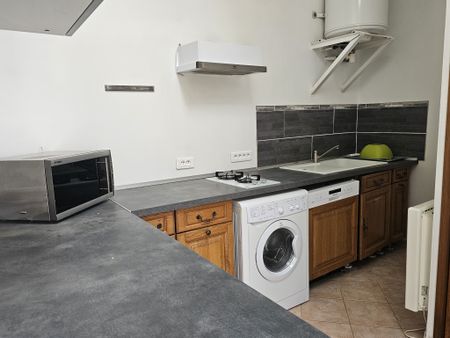 Location Maison 5 pièces 178m² POMMEUSE 77515 - Photo 3