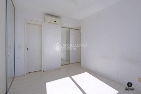 Apartamento com 3 quartos e 94m² para alugar em Jardim Europa, Porto Alegre. - Photo 2