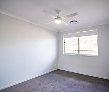 Two Bedroom Duplex - Photo 4