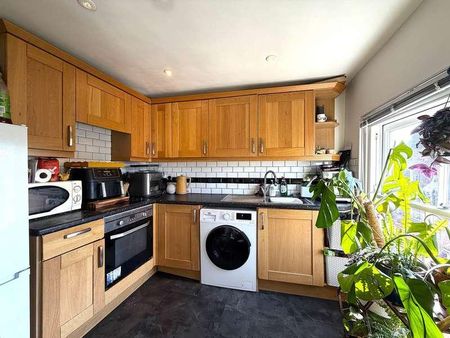 Burgate, Canterbury, CT1 - Photo 4