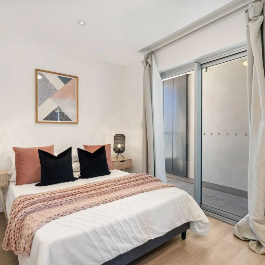 Spacious 2 Bedrooms Unfurnished Apartment - Photo 1