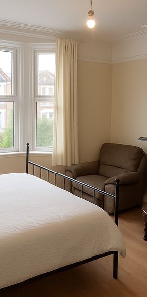 2 Bed Flat, Harlesden, NW10 - Photo 1