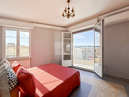 Location Appartement 2 pièces 68m² NICE 06000 - Photo 4