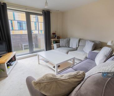 2 bedroom flat to rent - Photo 6