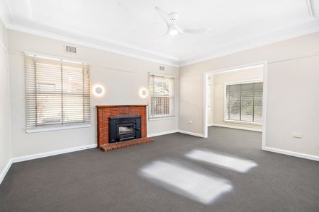 Freshly Renovated Home in Ideal Engadine Location - Photo 2