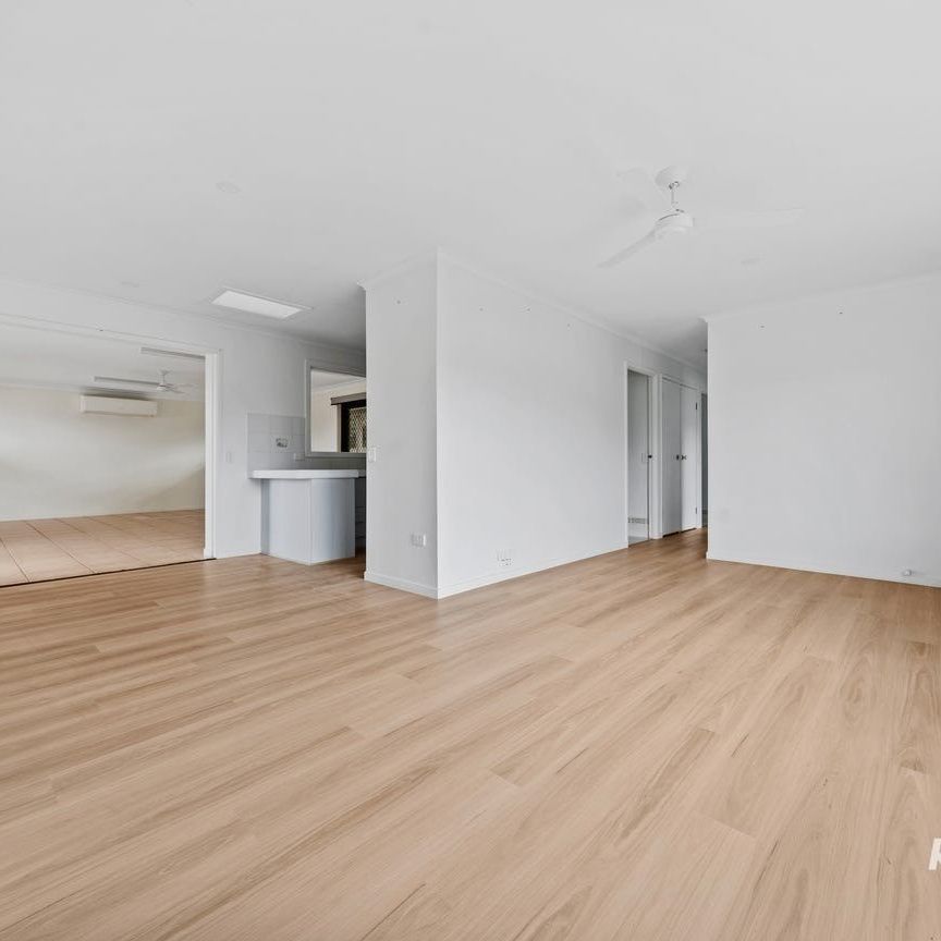 3 BEDROOM DUPLEX - Photo 1