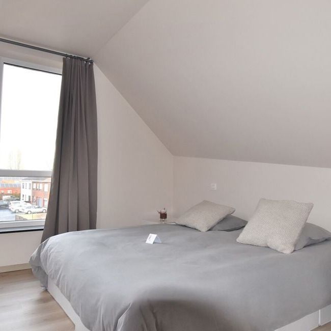 Appartement te huur in Sint-Joris voor € 725 met 1 slaapkamer - Photo 1