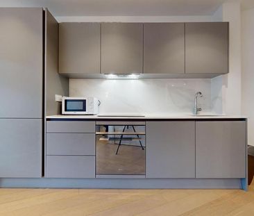 Studio to rent - Photo 6