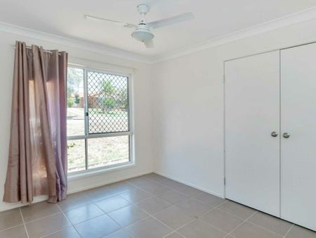 MODERN INTERIOR AND CLOSE TO EVERYTHING! - Photo 2