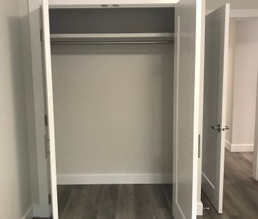 CRESTLINE APARTMENTS - Photo 4