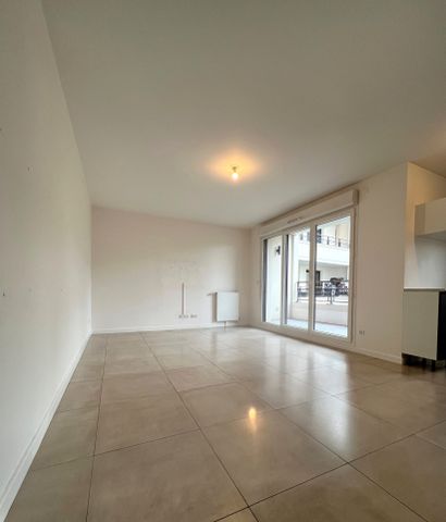 SYMPATHIQUE T3 - CENTRE GARE AULNAY S/BOIS - Photo 2