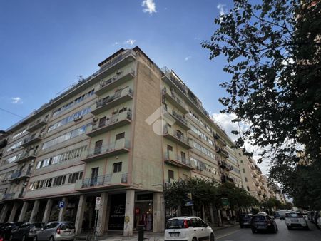 6 locali in affitto - Photo 3