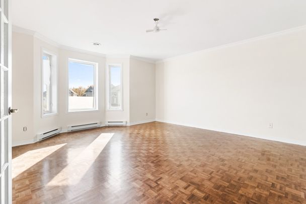 Rue Mercure, H7X 3S8, Laval - Photo 1