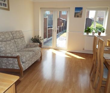 2 bedroom house to rent - Photo 1