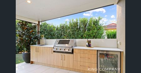 KING&COMPANY. - Photo 3