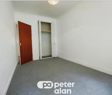 Long Oaks Court, Sketty, SWANSEA - Photo 6