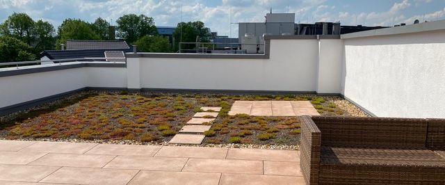 Neubau Penthouse-Wohnung mit 170 m² Terrassen – im LCC! Aufzug! Garage! - Photo 1