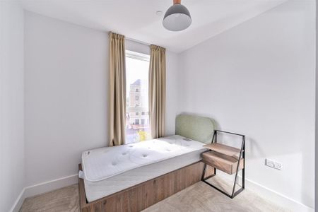 2 bedroom apartment to rent - Photo 5